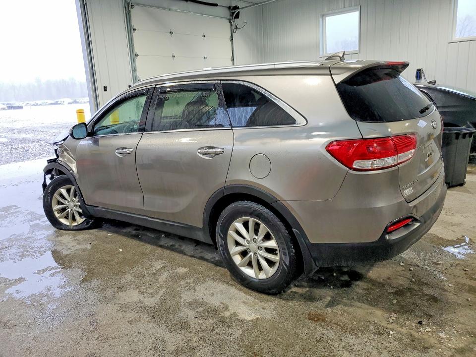 48105366 :رقم المزاد ، 5XYPG4A3XGG058762 vin ، 2016 Kia Sorento مزاد بيع