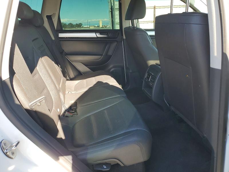 2014 Volkswagen Touareg მანქანა იყიდება აუქციონზე, vin: WVGEF9BP7ED011639, აუქციონის ნომერი: 50675346