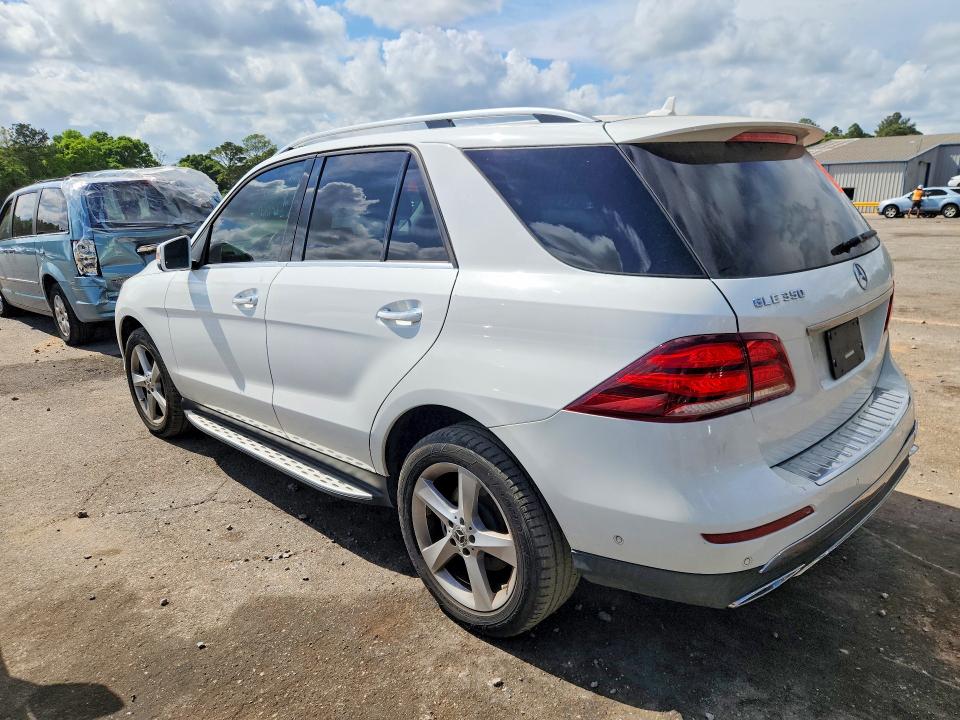 Продажа на аукционе авто 2017 Mercedes-benz Gle, vin: 4JGDA5JB3HA960801, номер лота: 51014656