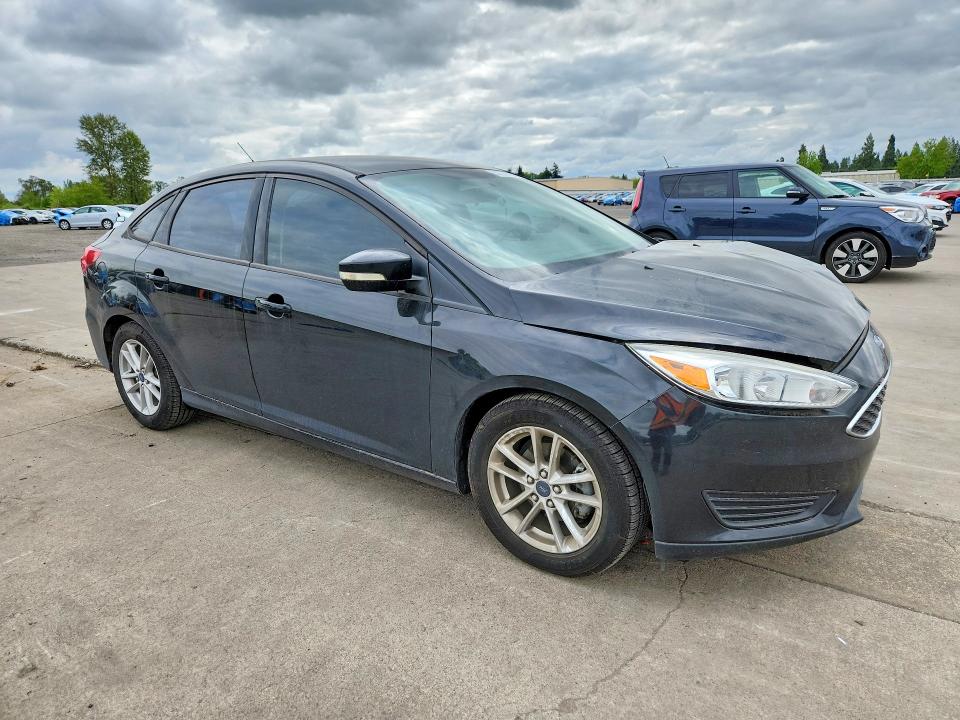 51366996 :رقم المزاد ، 1FADP3F29FL379813 vin ، 2015 Ford Focus مزاد بيع