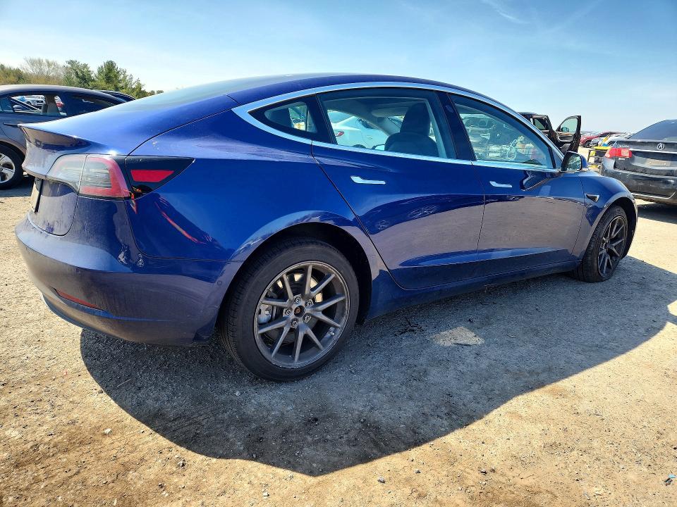 Продаж на аукціоні авто 2019 Tesla Model 3, vin: 5YJ3E1EA0KF400960, номер лоту: 49260126