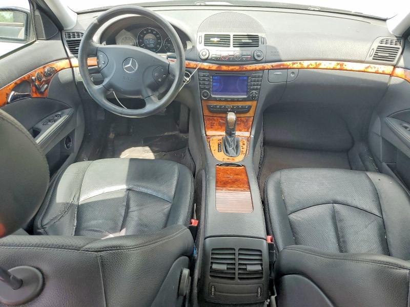 51350466 :رقم المزاد ، WDBUF26J95A760259 vin ، 2005 Mercedes-benz E مزاد بيع