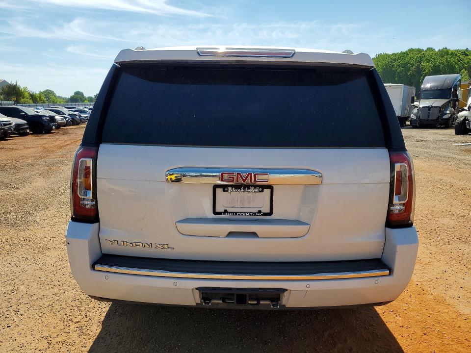 2017 Gmc Yukon Xl მანქანა იყიდება აუქციონზე, vin: 1GKS2HKJ8HR400584, აუქციონის ნომერი: 49995296