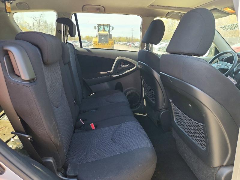 49424956 :رقم المزاد ، JTMRK4DV6B5099380 vin ، 2011 Toyota Rav4 مزاد بيع