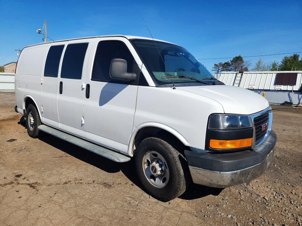 51287546 :رقم المزاد ، 1GTW7FCF8F1907218 vin ، 2015 Gmc Savana مزاد بيع