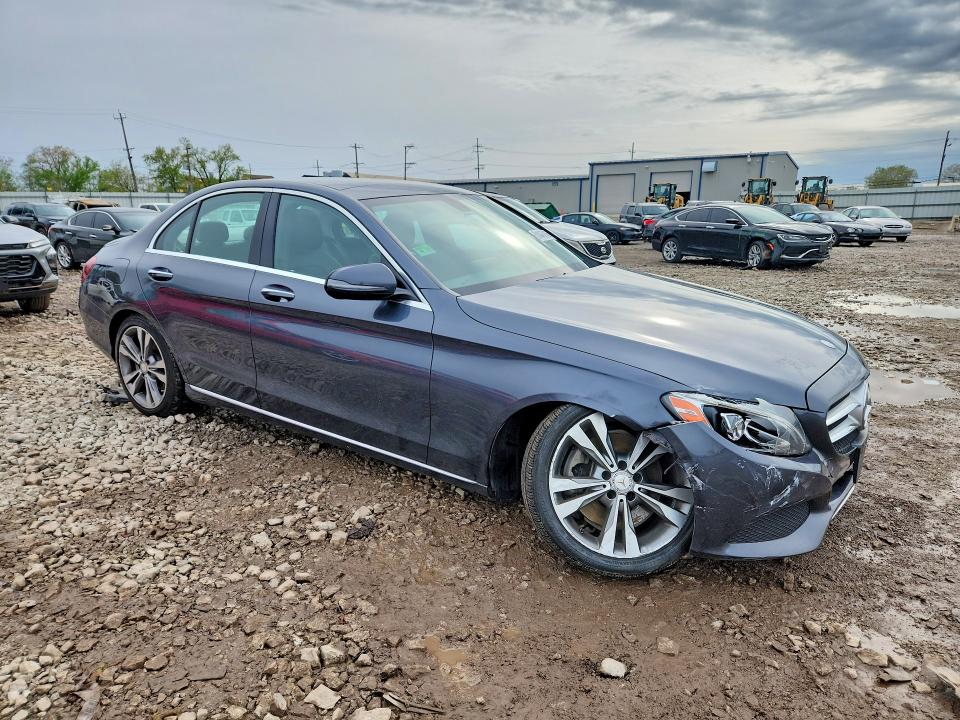 2016 Mercedes-benz C მანქანა იყიდება აუქციონზე, vin: 55SWF4KB4GU161685, აუქციონის ნომერი: 51445296