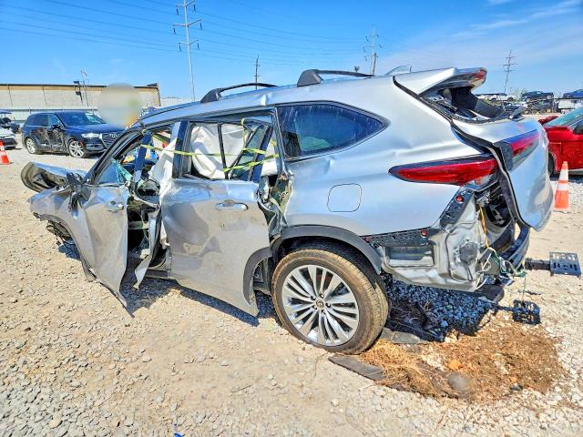 Aukcja sprzedaży 2022 Toyota Highlander, vin: 5TDFZRBHXNS192104, numer aukcji: 50760106