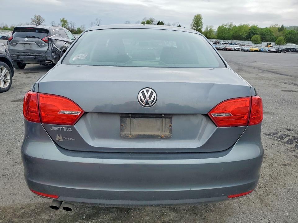2013 Volkswagen Jetta მანქანა იყიდება აუქციონზე, vin: 3VW2K7AJ0DM369718, აუქციონის ნომერი: 51184146