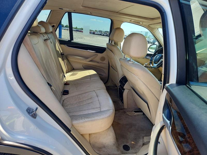 50558706 :رقم المزاد ، 5UXKR2C56F0H40857 vin ، 2015 Bmw X5 مزاد بيع
