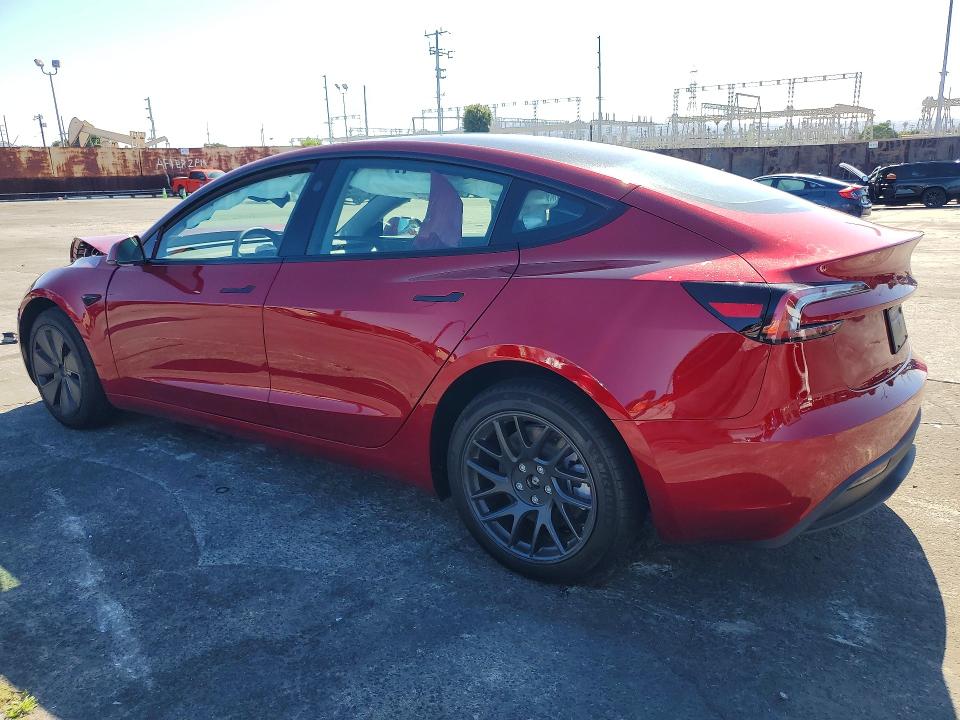 49971126 :رقم المزاد ، 5YJ3E1EAXTF156008 vin ، 2026 Tesla Model 3 مزاد بيع