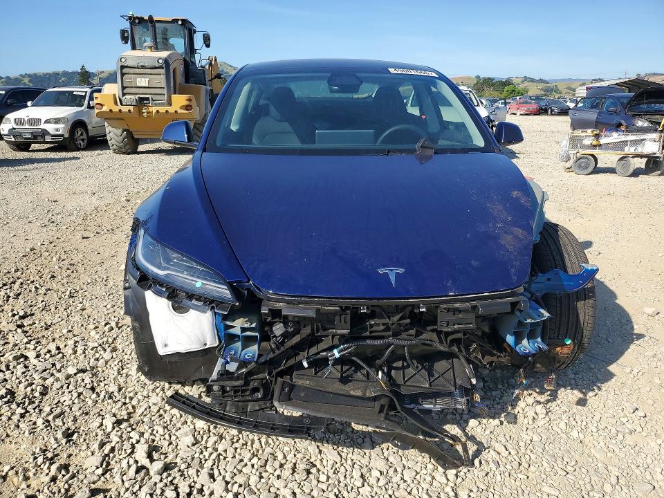 49001666 :رقم المزاد ، 5YJ3E1EA3SF962884 vin ، 2025 Tesla Model 3 مزاد بيع