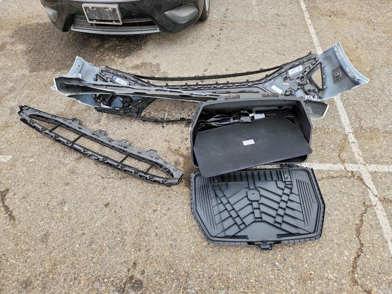 47649736 :رقم المزاد ، WA15AAGE0RB026412 vin ، 2024 Audi Q8 E-tron مزاد بيع