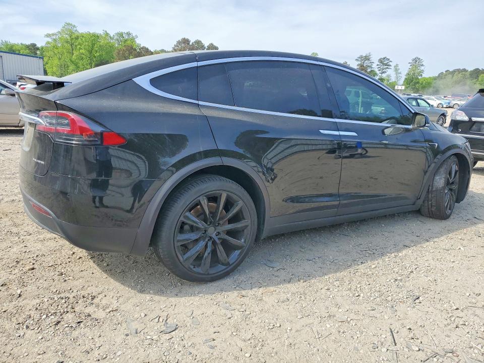 49068986 :رقم المزاد ، 5YJXCDE23LF248143 vin ، 2020 Tesla Model X مزاد بيع