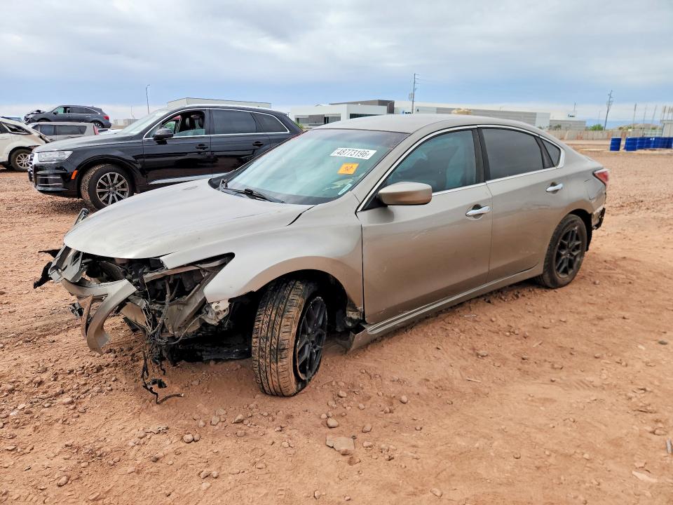 2015 Nissan Altima მანქანა იყიდება აუქციონზე, vin: 1N4AL3AP8FN874445, აუქციონის ნომერი: 48773196