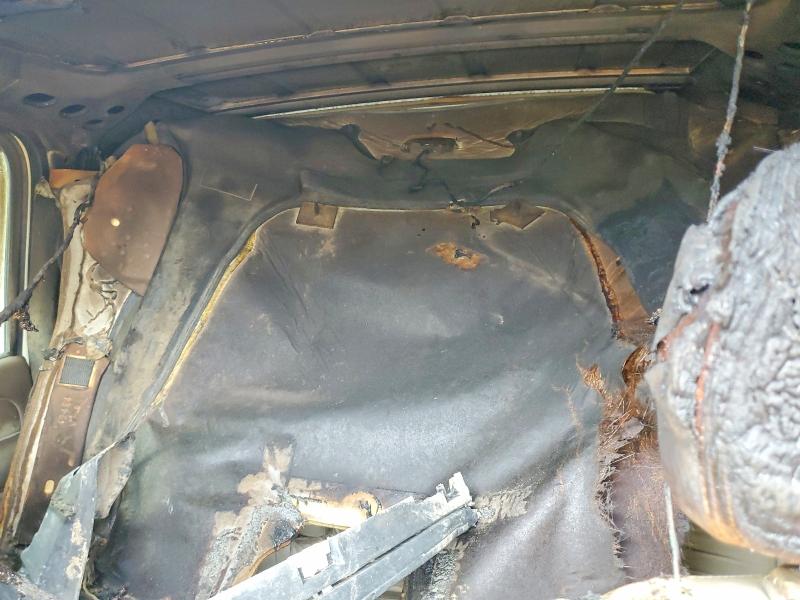 2002 Chevrolet Suburban მანქანა იყიდება აუქციონზე, vin: 1GNFK16Z32J159521, აუქციონის ნომერი: 49805506