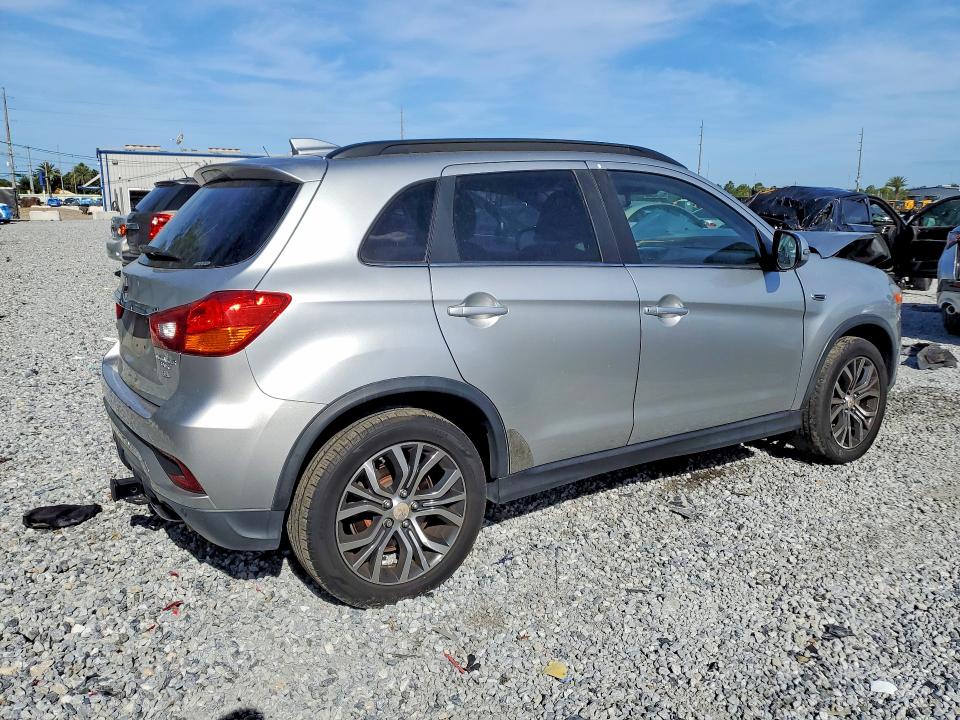 Продаж на аукціоні авто 2018 Mitsubishi Outlander Sport, vin: JA4AR4AW4JU009017, номер лоту: 49562616