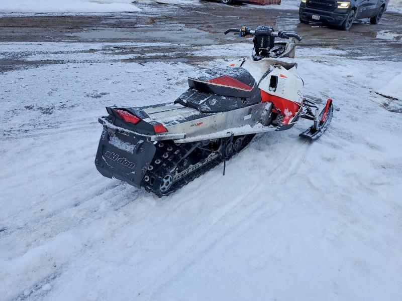 47528786 :رقم المزاد ، 2BPSBSAA8AV000204 vin ، 2010 Skid Renegade X 800r Rer مزاد بيع