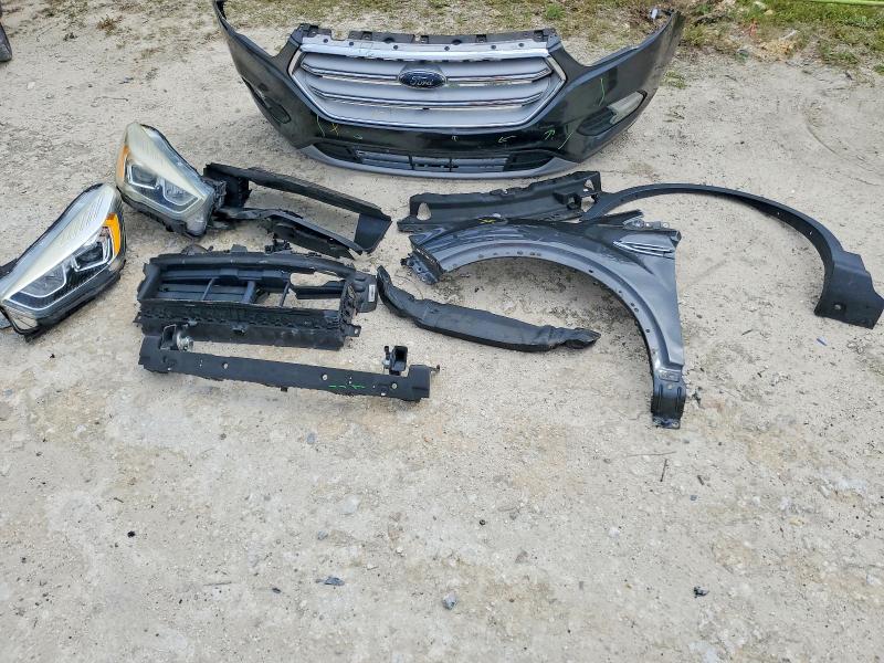 48818146 :رقم المزاد ، 1FMCU9HDXJUA66493 vin ، 2018 Ford Escape مزاد بيع