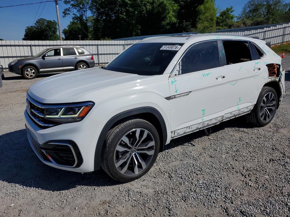 2021 Volkswagen Atlas Cross Sport მანქანა იყიდება აუქციონზე, vin: 1V2CE2CA0MC205822, აუქციონის ნომერი: 51349076