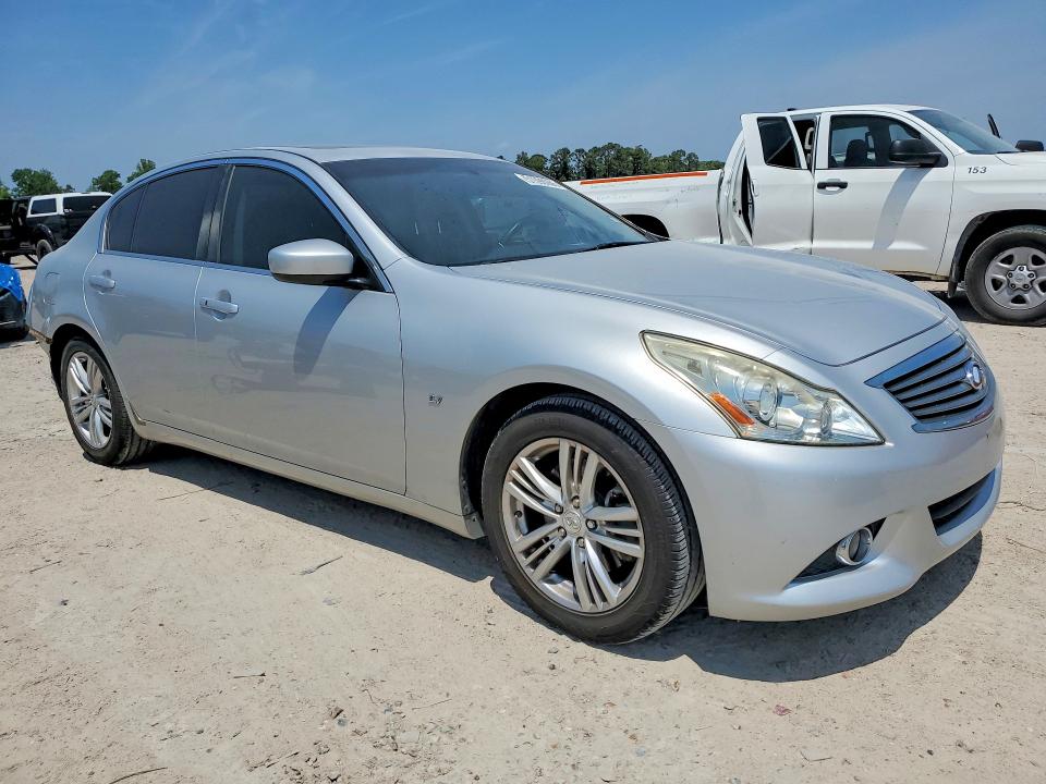 51598066 :رقم المزاد ، JN1CV6AP3FM502793 vin ، 2015 Infiniti Q40 مزاد بيع