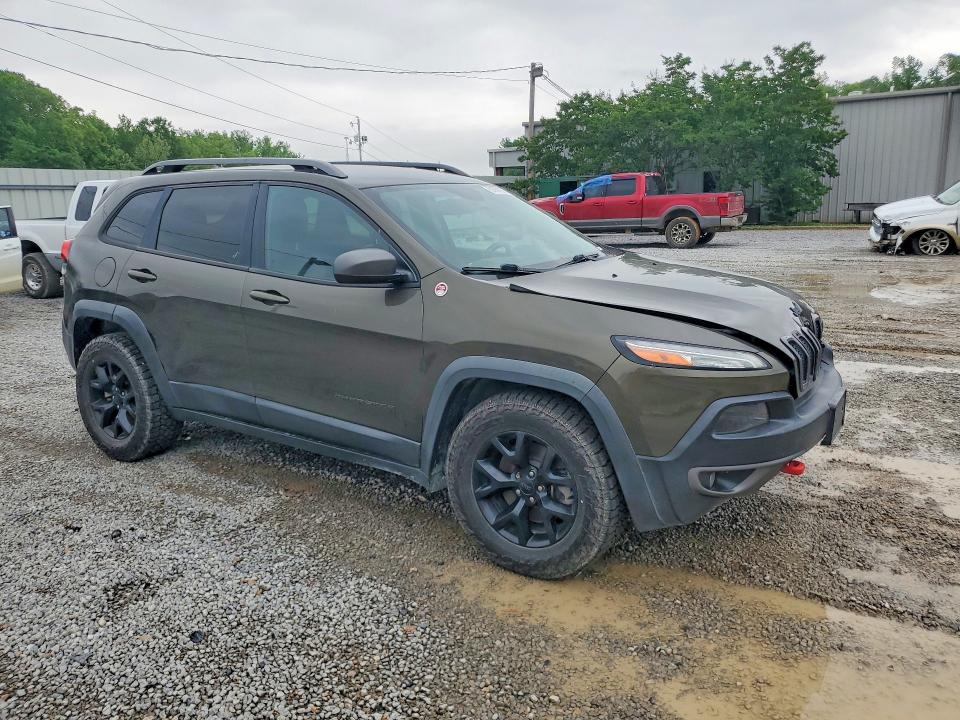 Auction sale of the 2015 Jeep Cherokee, vin: 1C4PJMBB9FW611278, lot number: 51701916