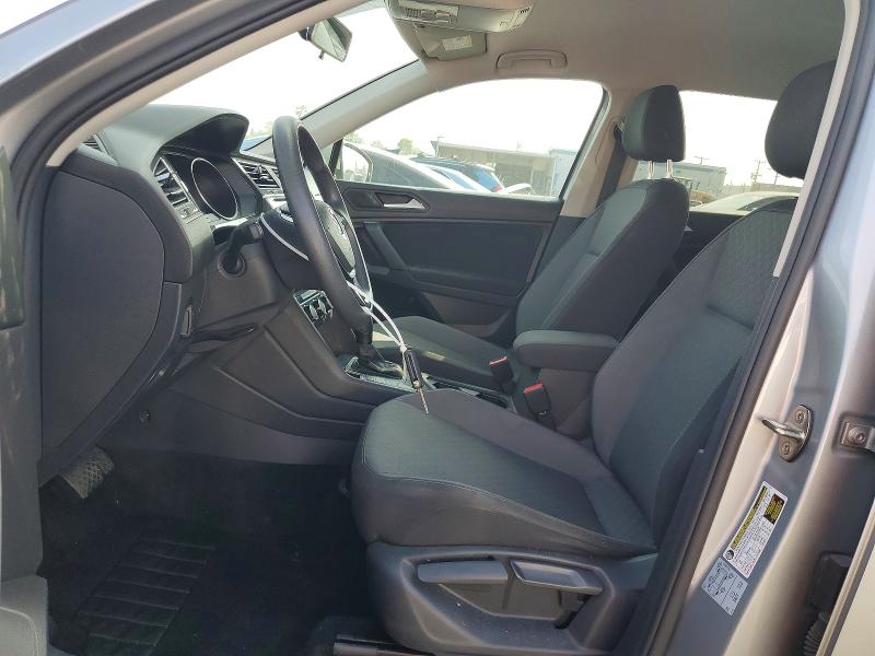 52065736 :رقم المزاد ، 3VV1B7AX0KM125911 vin ، 2019 Volkswagen Tiguan مزاد بيع