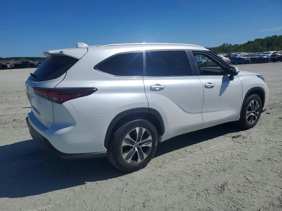 Aukcja sprzedaży 2024 Toyota Highlander, vin: 5TDKDRAH3RS547585, numer aukcji: 49545146