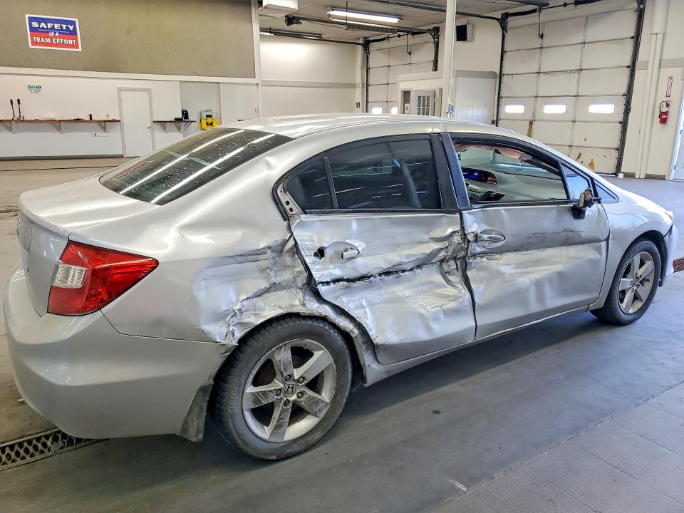 Продаж на аукціоні авто 2012 Honda Civic, vin: 2HGFB2F57CH612247, номер лоту: 49416536