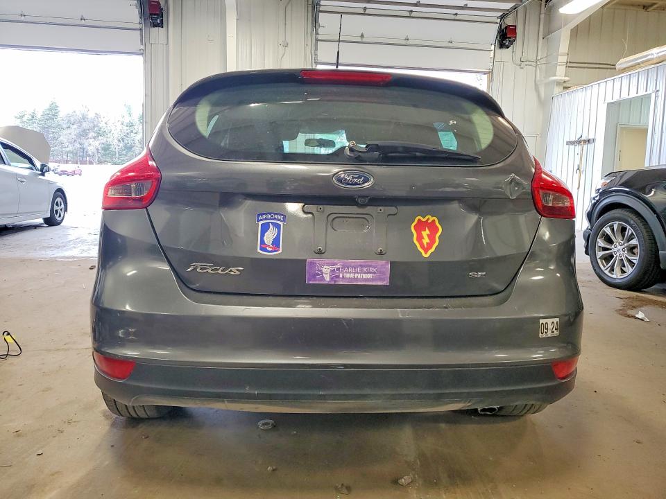 49843956 :رقم المزاد ، 1FADP3K28JL305068 vin ، 2018 Ford Focus مزاد بيع