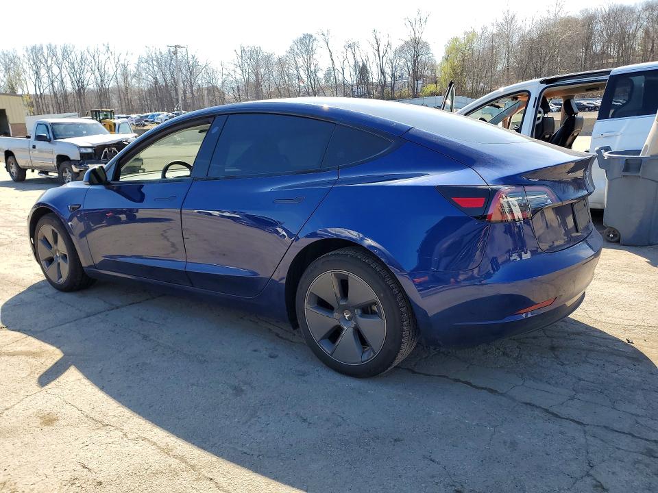 Продажа на аукционе авто 2023 Tesla Model 3, vin: 5YJ3E1EAXPF687764, номер лота: 49112116