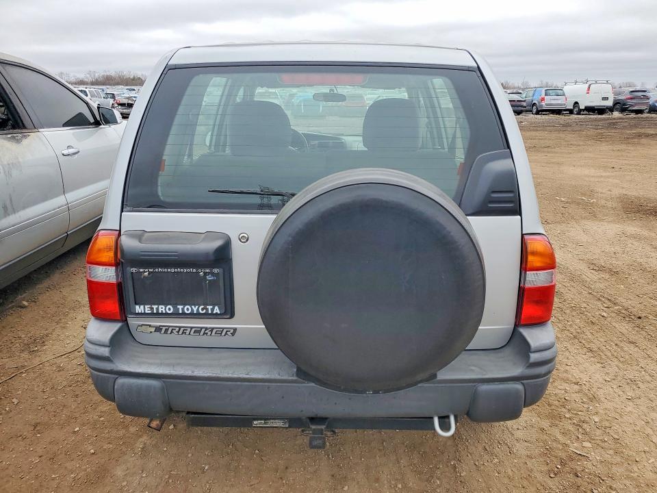 2001 Chev Tracker მანქანა იყიდება აუქციონზე, vin: 2CNBE13C916956376, აუქციონის ნომერი: 48477806