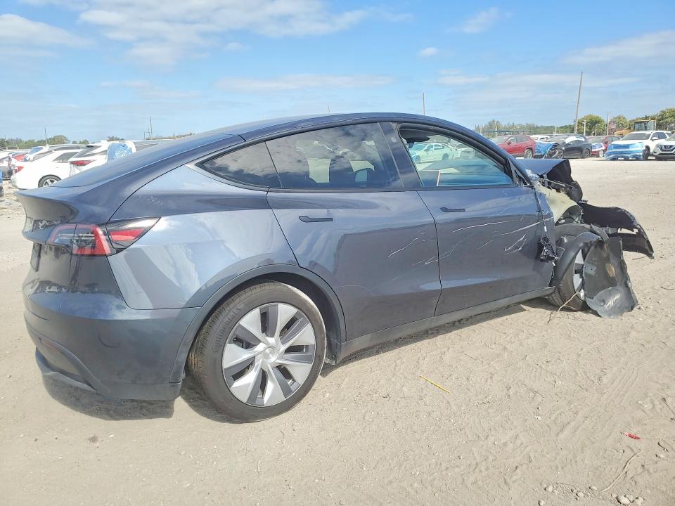 2023 Tesla Model Y მანქანა იყიდება აუქციონზე, vin: 7SAYGDED7PF957273, აუქციონის ნომერი: 49814986