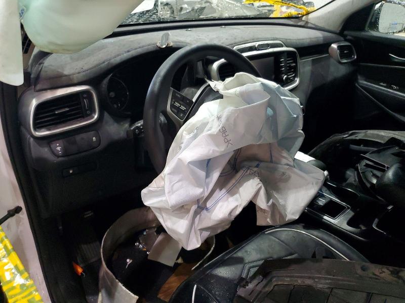 51639456 :رقم المزاد ، 5XYPG4A38KG611742 vin ، 2019 Kia Sorento مزاد بيع