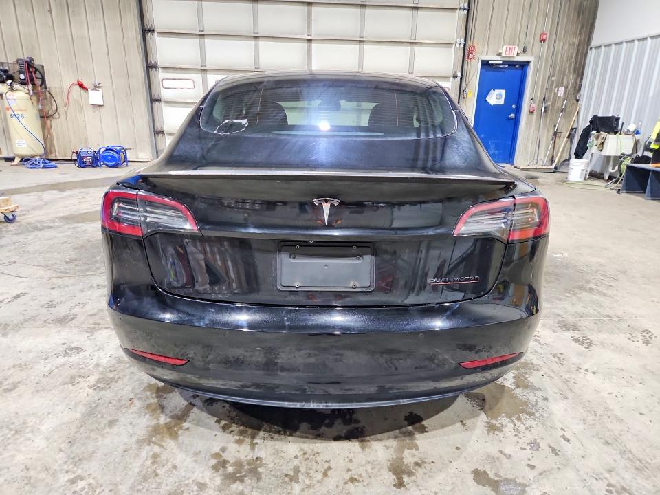 Продажа на аукционе авто 2021 Tesla Model 3, vin: 5YJ3E1EC7MF044608, номер лота: 51854426