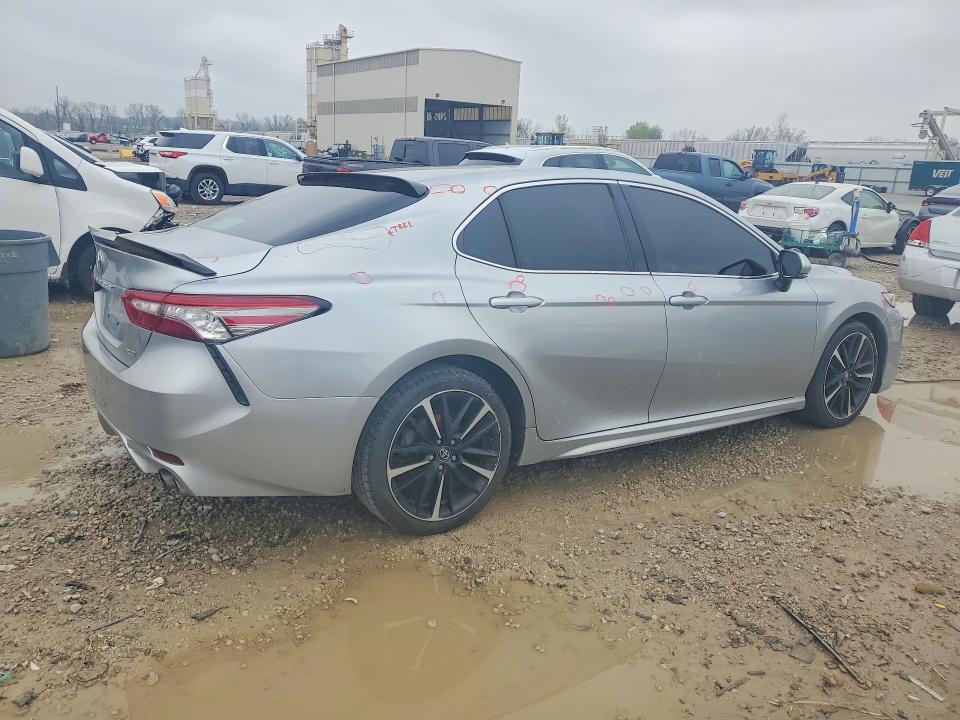 2018 Toyota Camry მანქანა იყიდება აუქციონზე, vin: 4T1B61HK9JU036567, აუქციონის ნომერი: 48710436