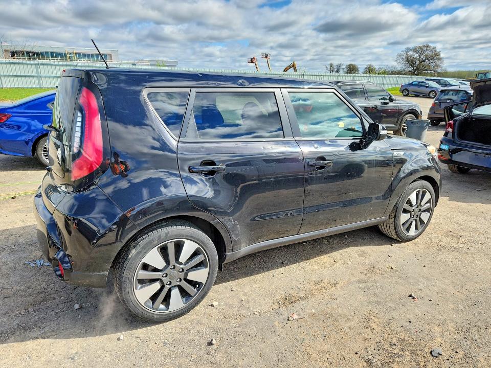 51042116 :رقم المزاد ، KNDJX3A5XF7214456 vin ، 2015 Kia Soul مزاد بيع