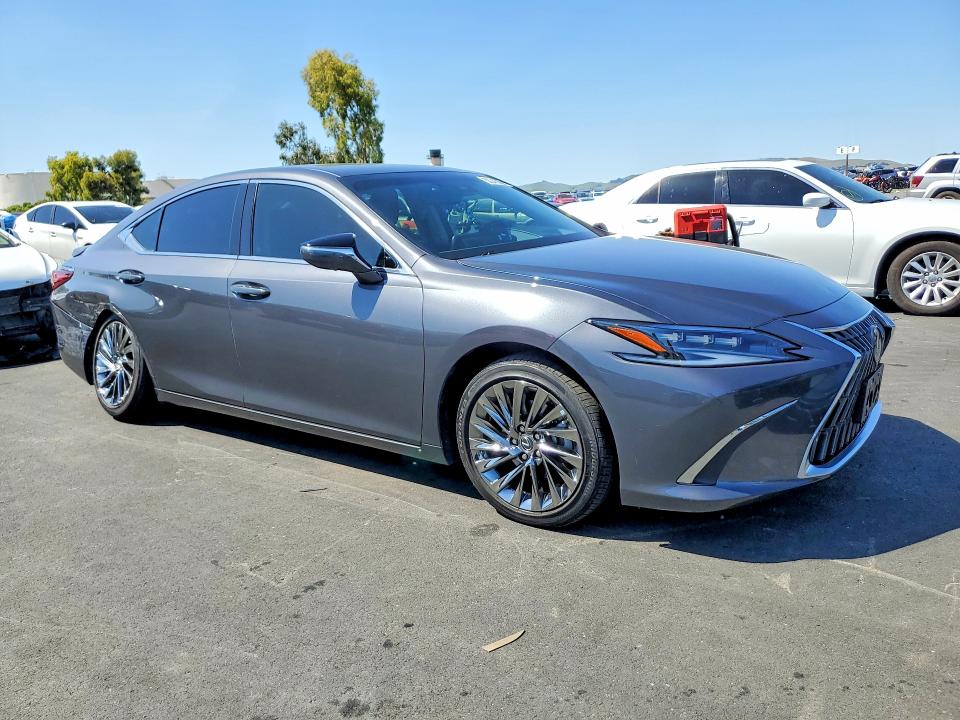 2024 Lexus Es 300h მანქანა იყიდება აუქციონზე, vin: 58AEA1C15RU037973, აუქციონის ნომერი: 50240266