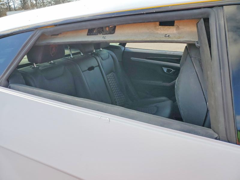 48843426 :رقم المزاد ، ZPBUC3ZL4RLA35636 vin ، 2024 Lamborghini Urus مزاد بيع