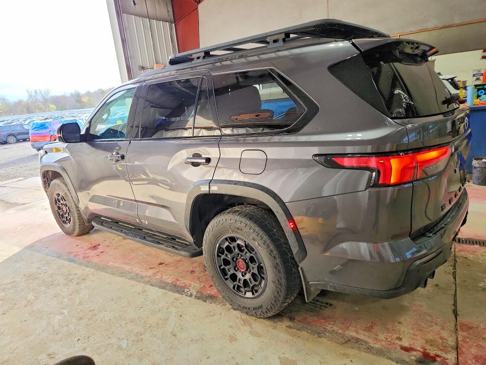 83359524 :رقم المزاد ، 7SVAAABA1PX015207 vin ، 2023 Toyota Sequoia مزاد بيع