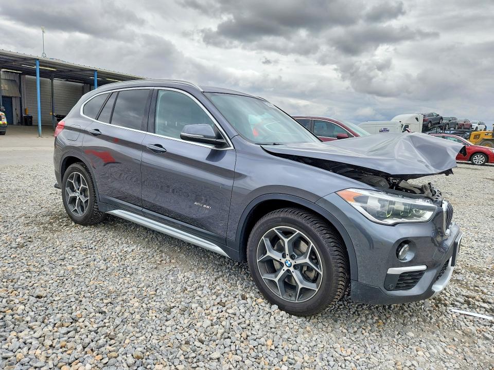 51988326 :رقم المزاد ، WBXHT3Z3XH4A65490 vin ، 2017 Bmw X1 مزاد بيع