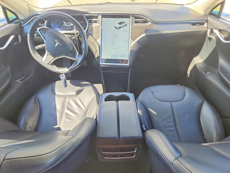 48623686 :رقم المزاد ، 5YJSA1CG1DFP29006 vin ، 2013 Tesla Model S مزاد بيع