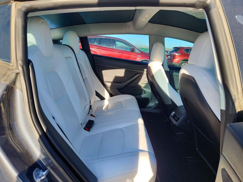 48678816 :رقم المزاد ، 5YJ3E1EB1NF195291 vin ، 2022 Tesla Model 3 مزاد بيع