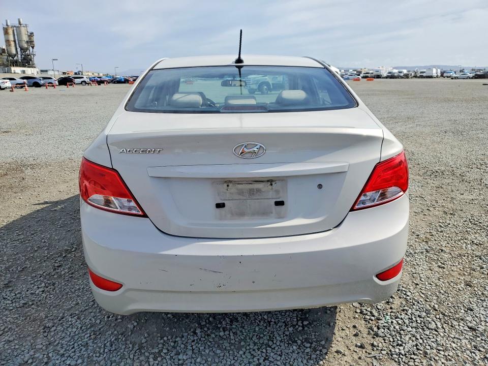 2016 Hyundai Accent მანქანა იყიდება აუქციონზე, vin: KMHCT4AE1GU067470, აუქციონის ნომერი: 51799386