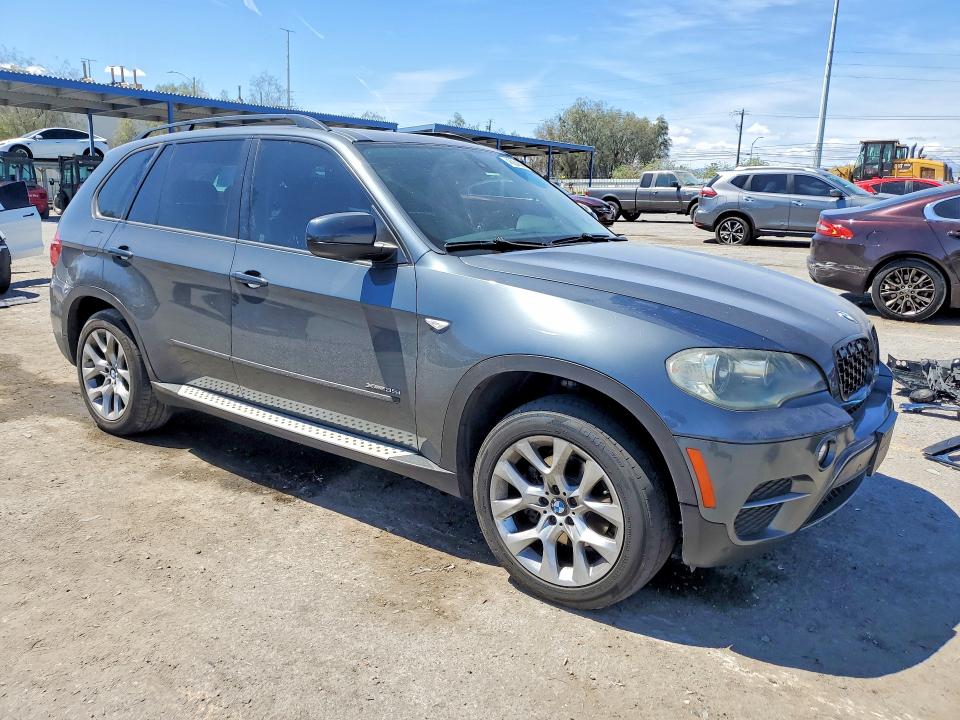 48904506 :رقم المزاد ، 5UXZV4C50BL403354 vin ، 2011 Bmw X5 مزاد بيع