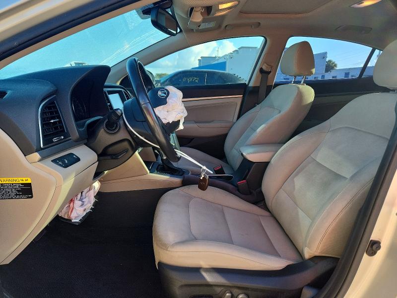 51569676 :رقم المزاد ، 5NPD84LF8HH127966 vin ، 2017 Hyundai Elantra مزاد بيع