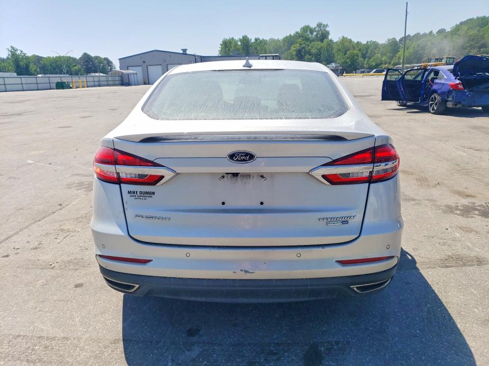 48545186 :رقم المزاد ، 3FA6P0D92KR138548 vin ، 2019 Ford Fusion مزاد بيع