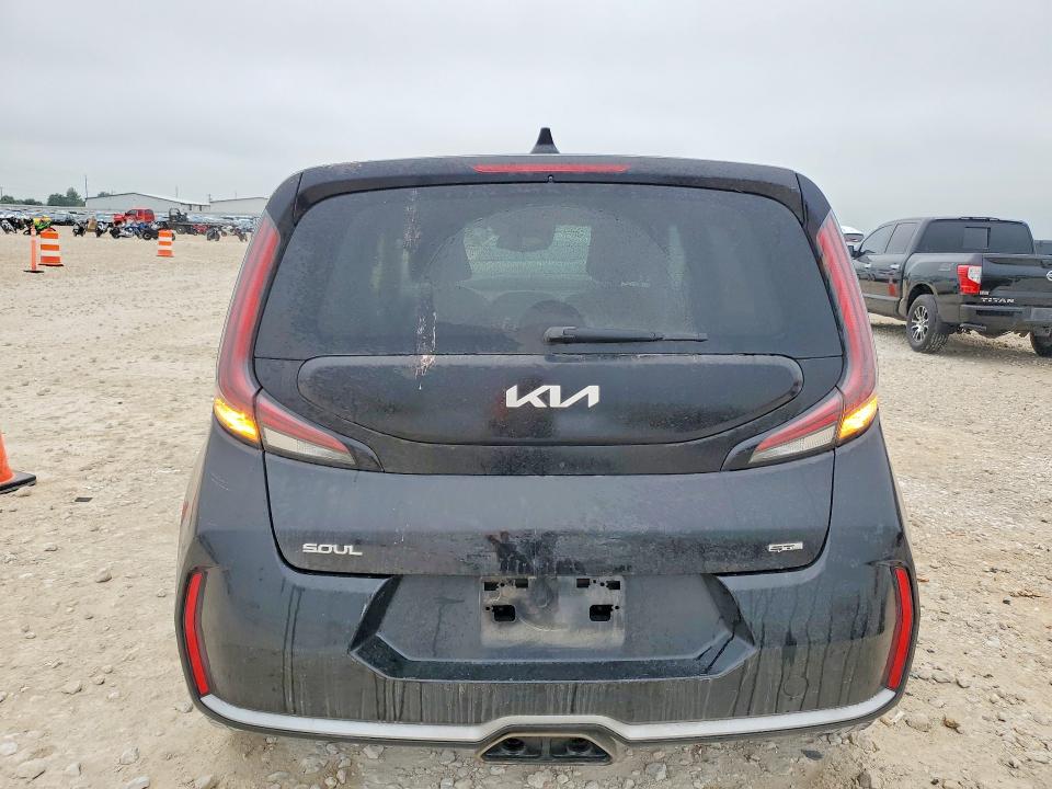 51524806 :رقم المزاد ، KNDJ53AU7P7842148 vin ، 2023 Kia Soul مزاد بيع