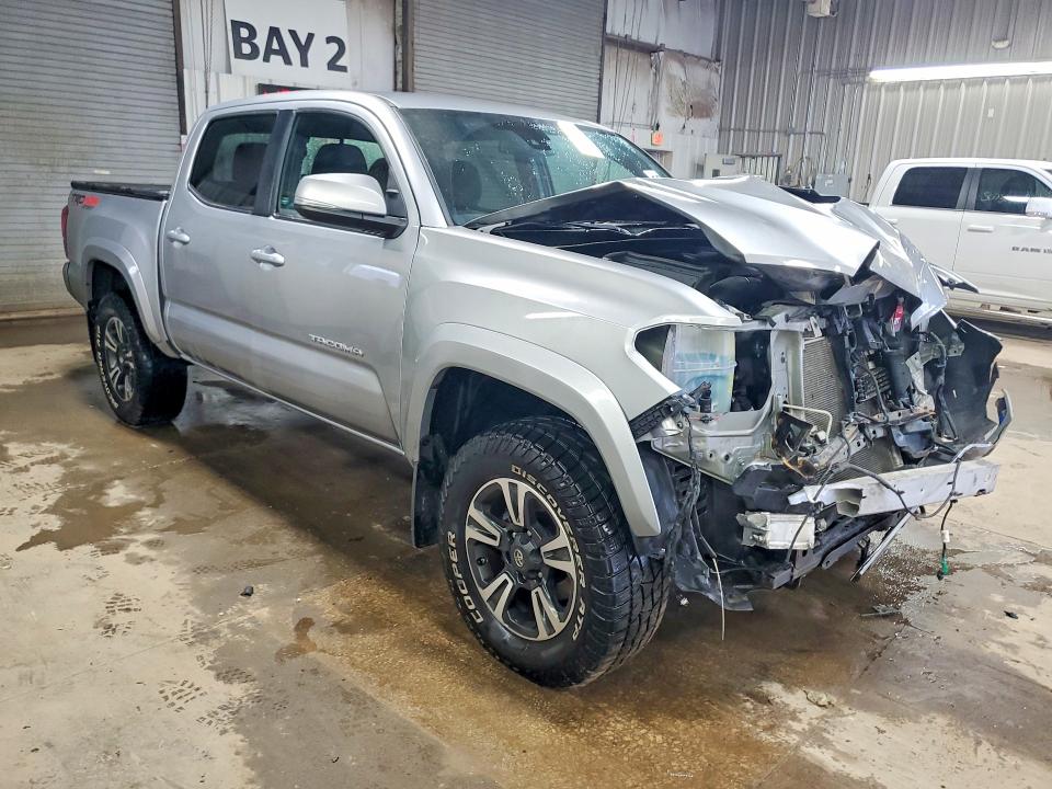 Продаж на аукціоні авто 2018 Toyota Tacoma, vin: 3TMCZ5AN6JM170274, номер лоту: 51092516