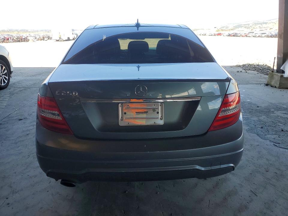 48448776 :رقم المزاد ، WDDGF4HB3CR237002 vin ، 2012 Mercedes-benz C مزاد بيع