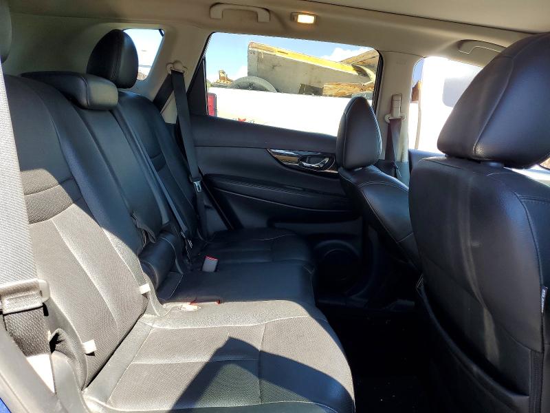 46954956 :رقم المزاد ، 5N1AT2MT9JC837840 vin ، 2018 Nissan Rogue مزاد بيع